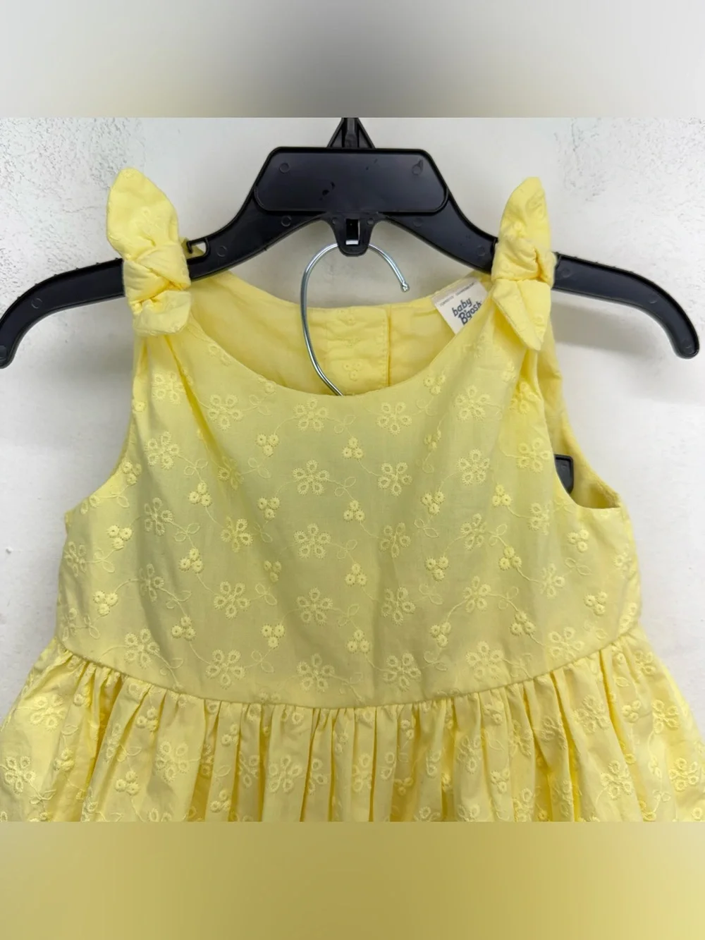Oshkosh B’Gosh size 24M Baby Girl Summer Yellow Eyelet Babydoll Dress